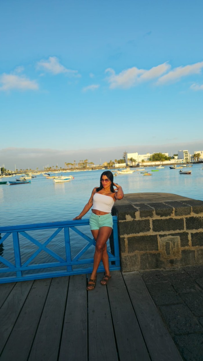 latina juguetona disponible para ti! PLAYA LAS CANTERAS