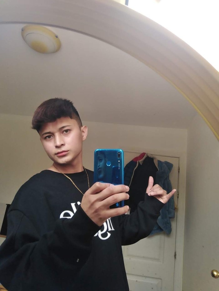 GIGOLO ACTIVO PASIVO COLOMBIANO CALIENTE