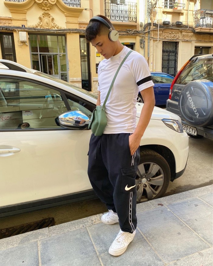 GIGOLO ACTIVO PASIVO COLOMBIANO CALIENTE