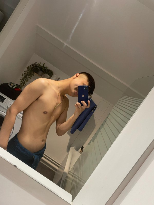 GUAPO CHICO SUPER JOVEN BIEN ARDIENTE RECIEN EN LA ZONA PURA NOVEDAD