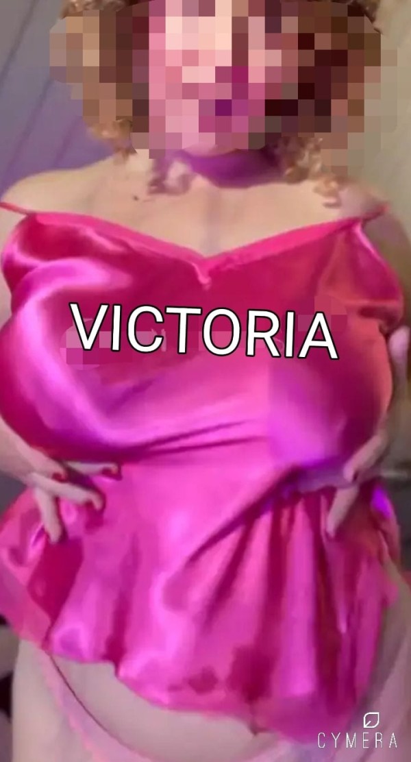 COLOMBIANA TETAS XXL