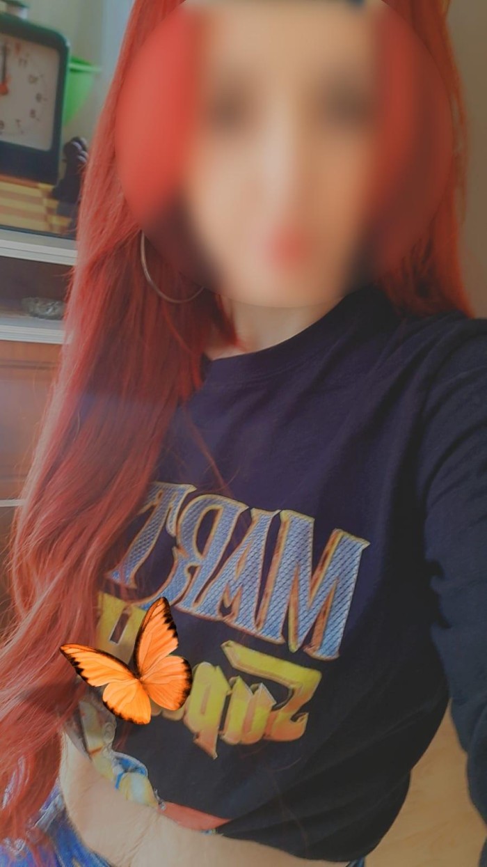 SOY MÍA, ESPAÑOLA ARDIENTE Y DISPUESTA