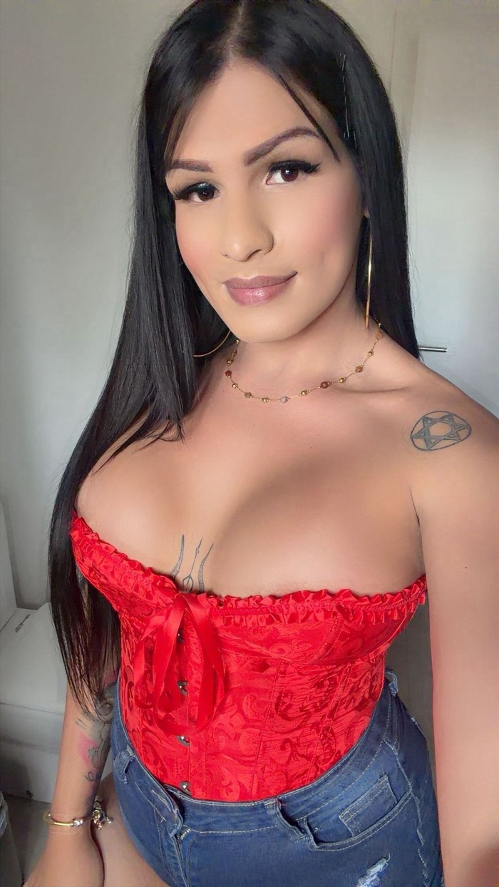 Transexual veterana versátil en Girona centro 24h