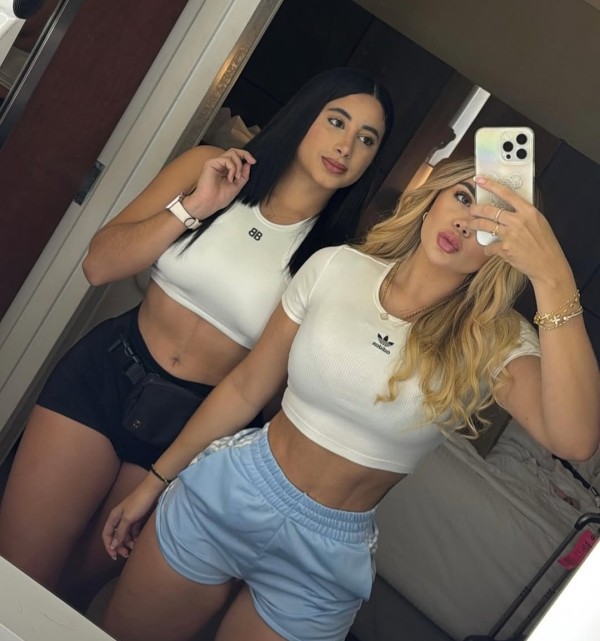 NOVEDAD SOMOS 2 AMIGAS PARA CUMPLIR TUS FANTASÍAS