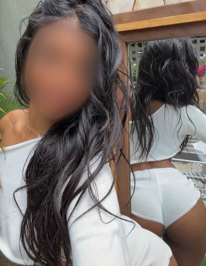 LATINA CACHONDA MORENITA EN TORREVIEJA