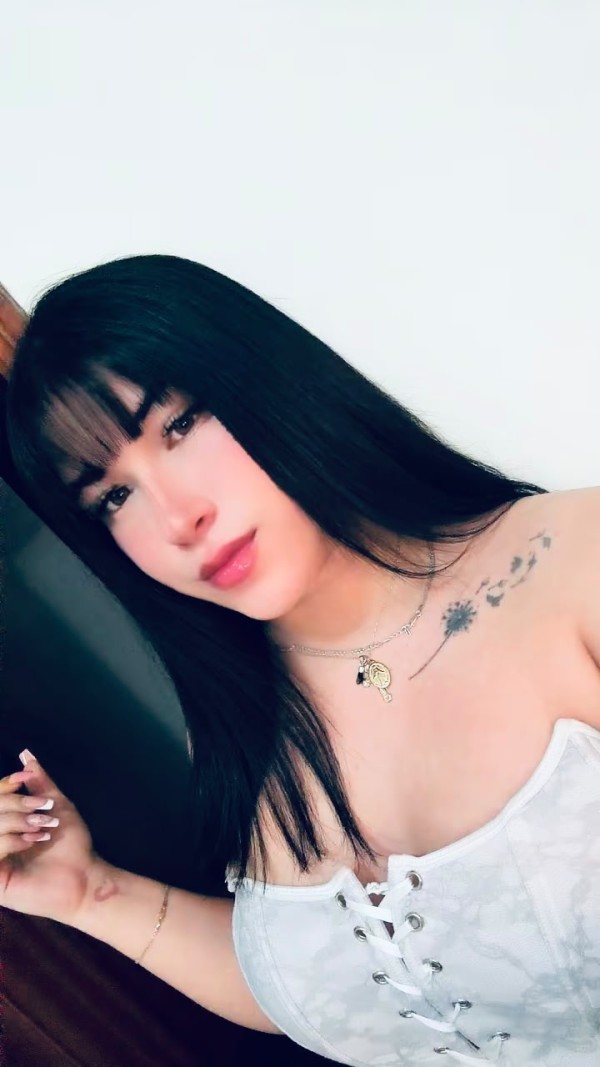 CAMILA 22 años, CHICA TRANS MUY MORBOSA Y EXCITANTE…