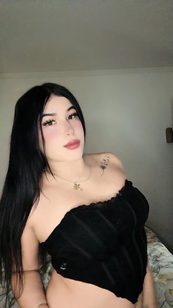 CAMILA 22 años, CHICA TRANS MUY MORBOSA Y EXCITANTE…