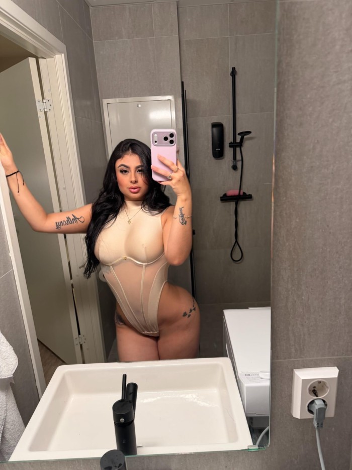 ENCANTADORA SENSUAL ARDIENTE DIOSA DEL SEXO