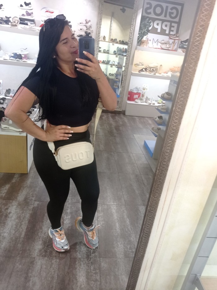 soy chica recién yegada a tu ciudad muy sexy