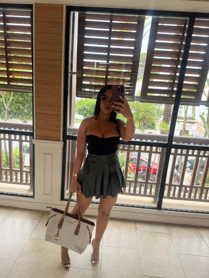 ESCORT SEXY CURIOSA MUY ATRACTIVA E IMPLICADA 24H