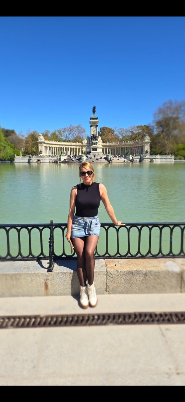Sara única y real