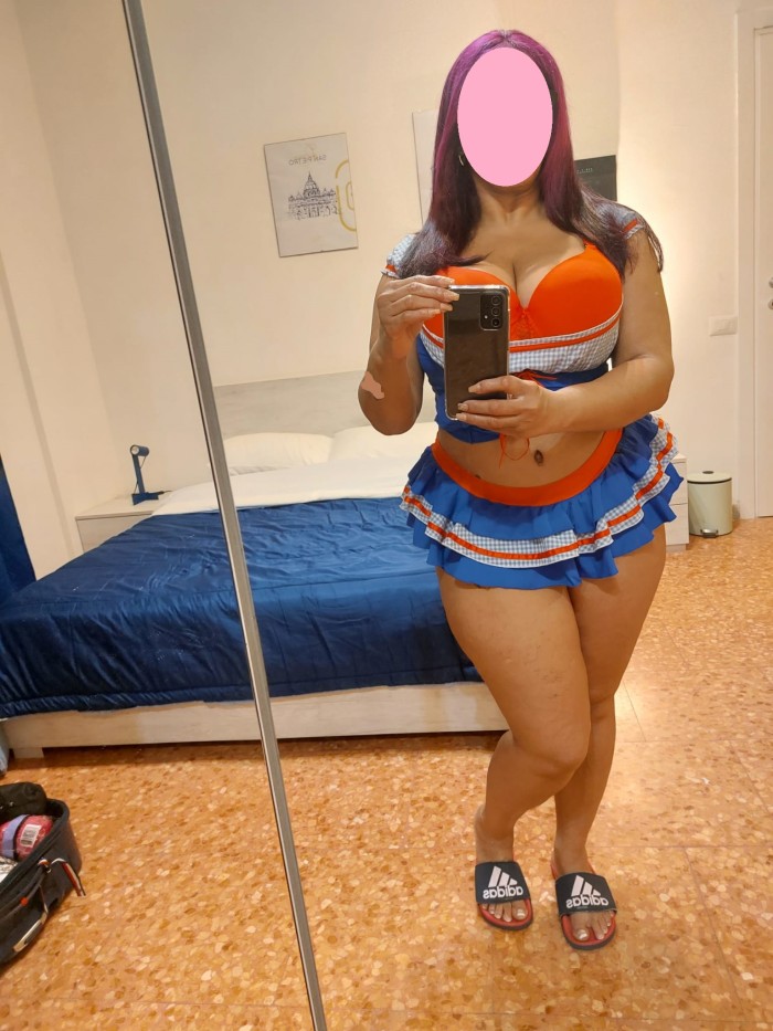 MULATA DOMINICANA GUAPISIMA 35 AÑOS REGRESO 24H