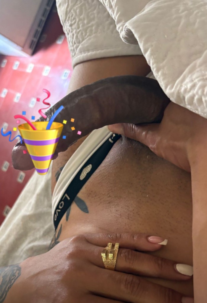 Activa pasiva cachonda fiestera