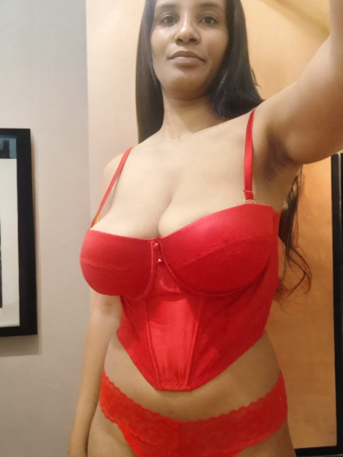 LOLA- LISTA PARA PECAR – READY TO SIN