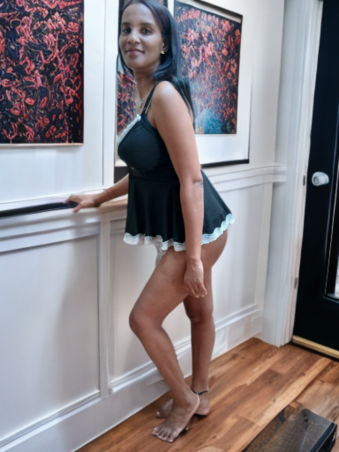 LOLA- LISTA PARA PECAR – READY TO SIN