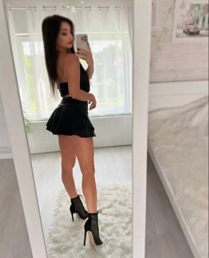 NOVEDAD IMPLICADA Y FIESTERA