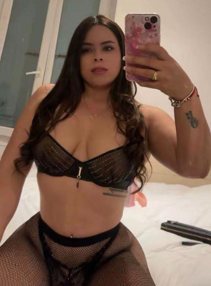 COLOMBIANA ANTOJATE DE MI CUERPO SEXO RICO AL FULL