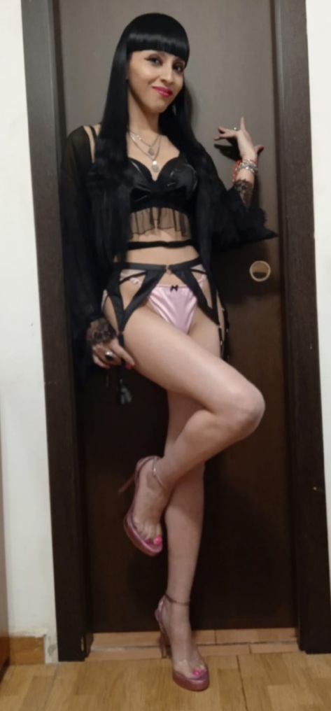 SOY LAURA ESPAÑOLA 23 SALOU PLAYA TB SALIDAS
