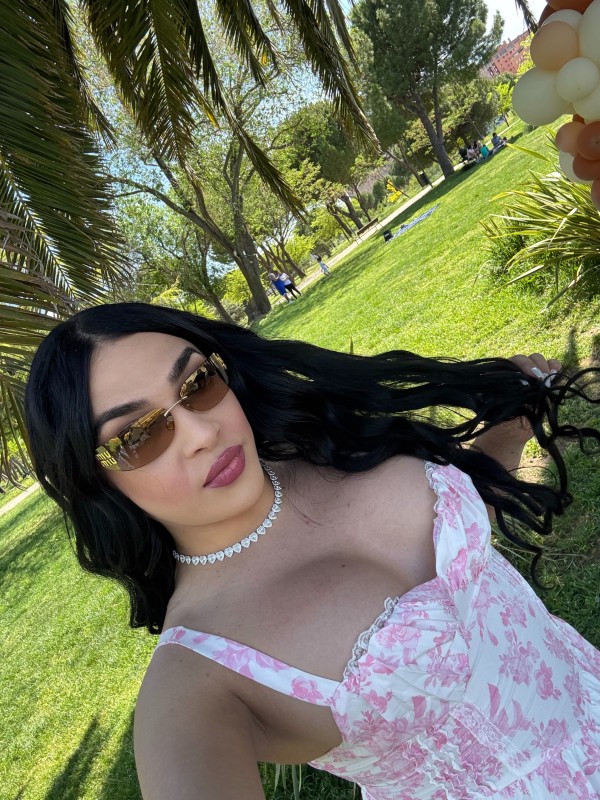 Antonella Hermosa Trans Vergona y versátil usera