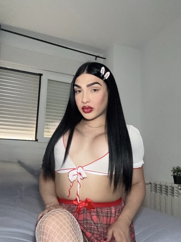 Antonella Hermosa Trans Vergona y versátil usera