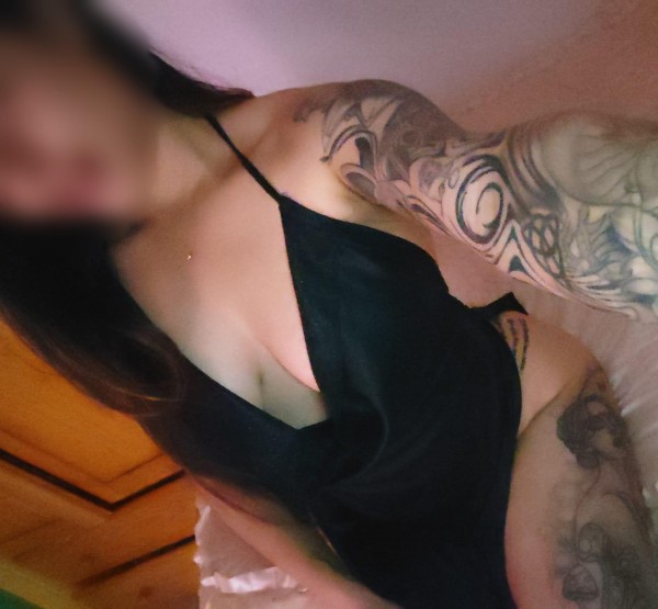 NOVEDAD FIESTERA DIOSA DEL EROTISMO CON GANAS