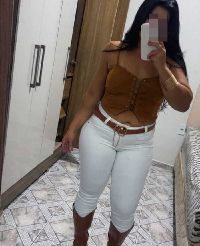 BOMBA DE SEXO COMPLACIENTE A TUS CAPRICHOS