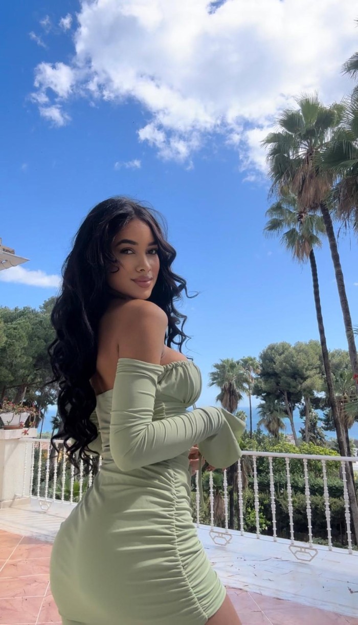 Venezolana de alto impacto Lily tu nueva obsesión