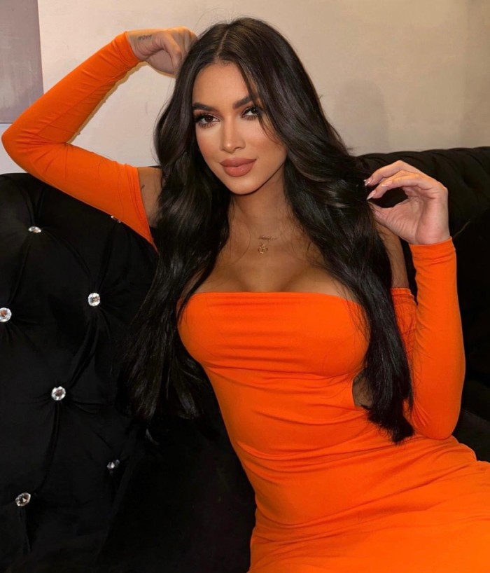 Venezolana de alto impacto Lily tu nueva obsesión