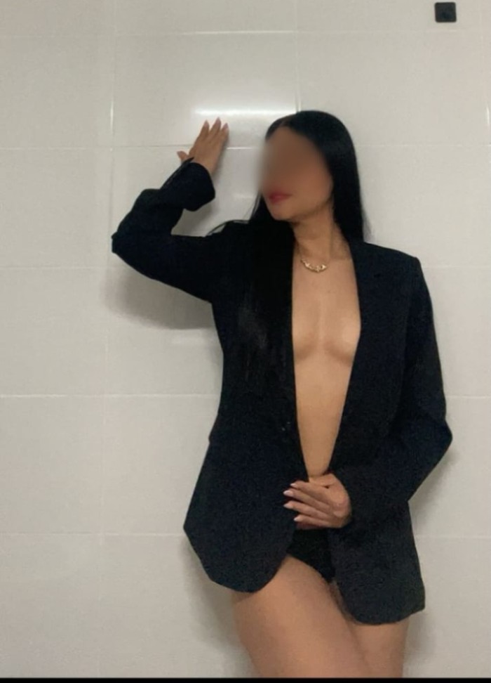 Novedad!!! Empuria brava joven colombiana