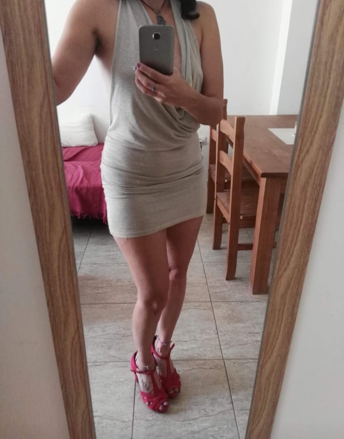UNA MADURITA EXQUISITA Y CALIENTE