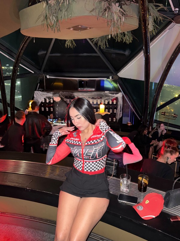 Nueva latina fiestera sexi juguetona