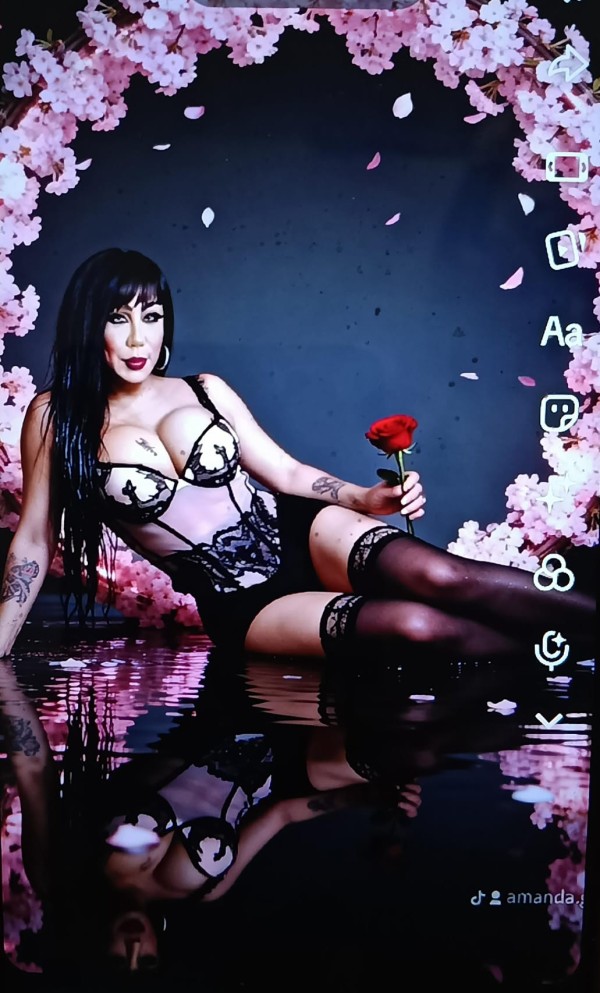 NOVEDAD.TRANXSEXY SIEMPRE EMPALMADA. CAÑERA