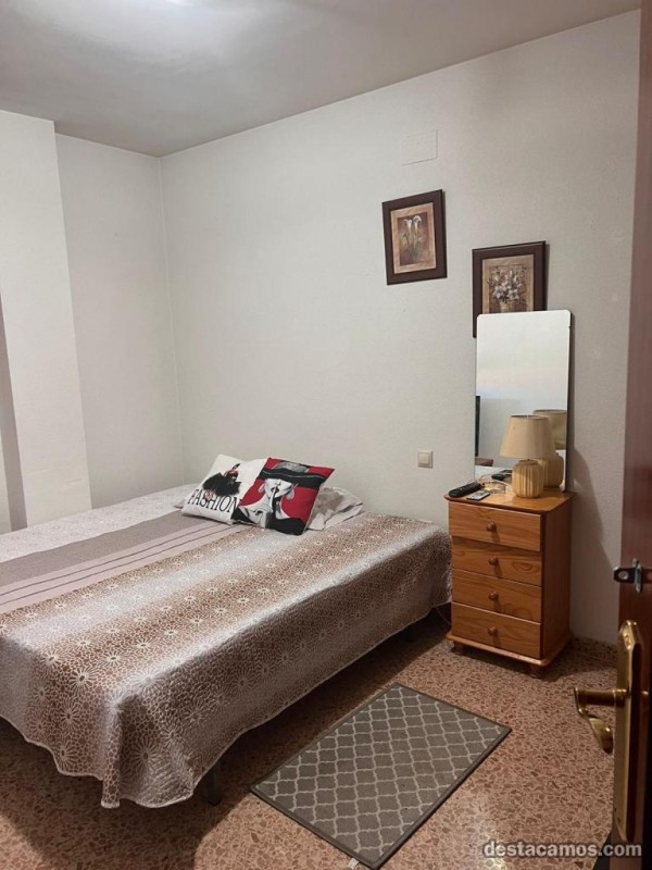 ALQUILER DE HABITACIONES  PARTICULAR EN CUENCA