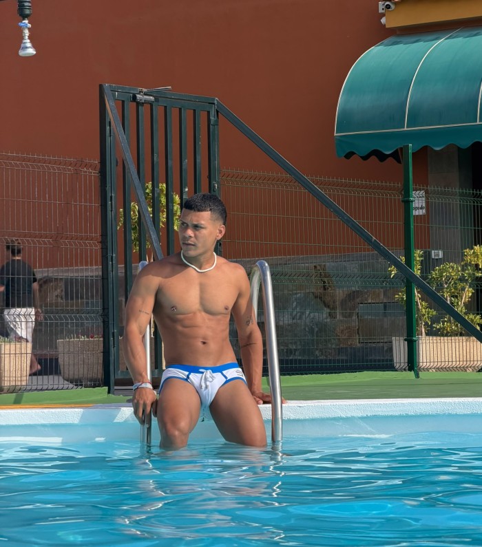 MORENO CARIBEÑO MASCULINO DE GRAN ATRIBUTO ARRECIFE LANZAROTE