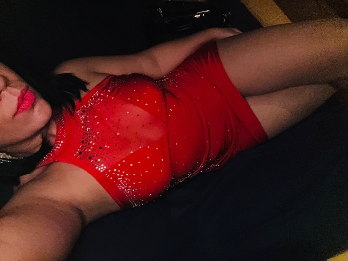 Recién llegada brasileña fiestera muy cachonda