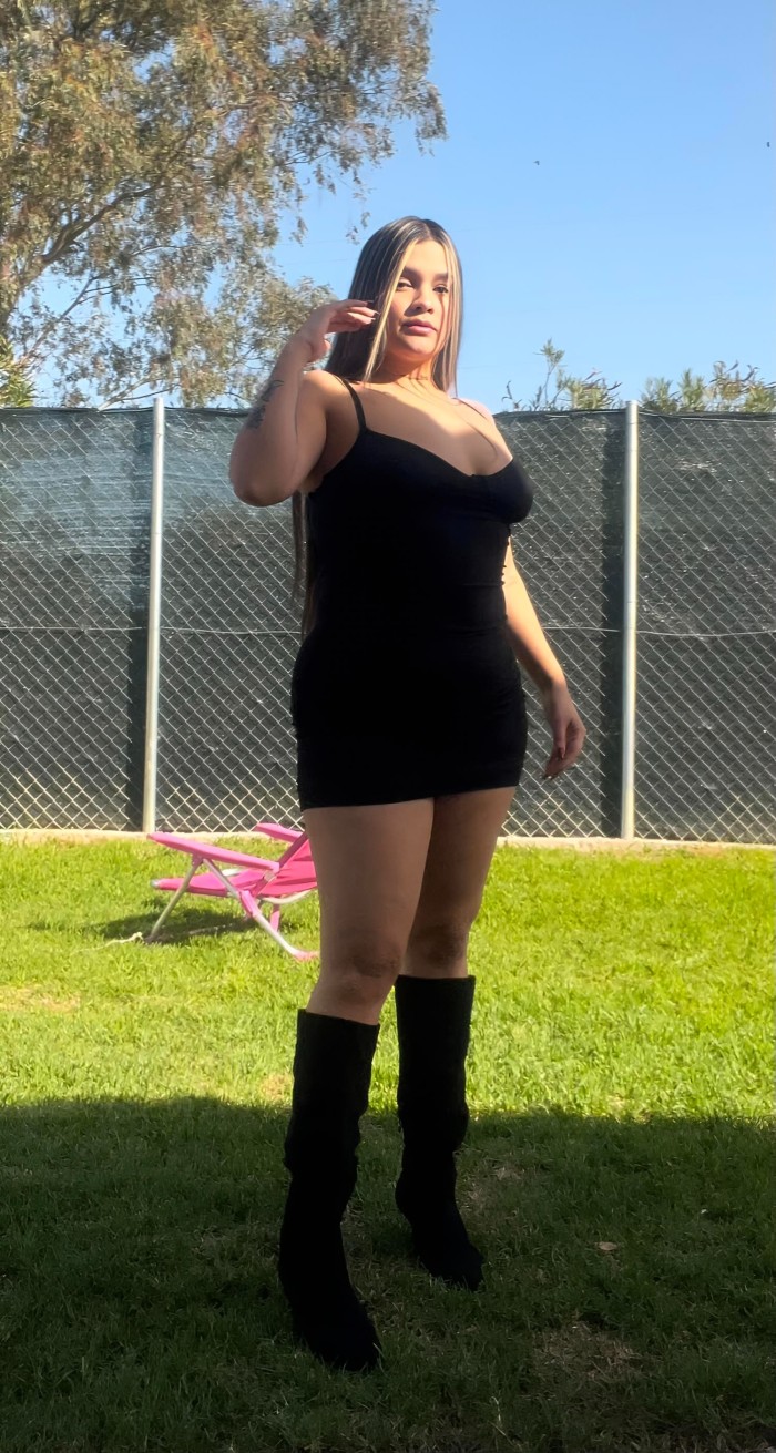 Dulce colombianita vamos a pasarla rico papi