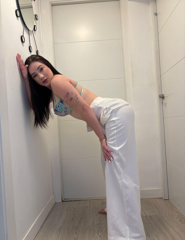 NUEVA EN TU PAÍS!!! BRASILEÑA 22 AÑOS !!