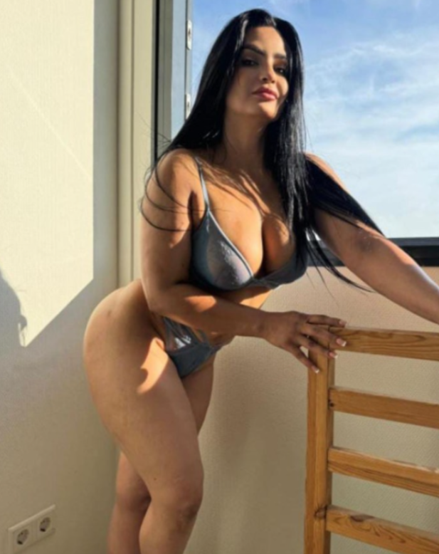 CACHONDISIMA Y SENSUAL MUJER ARDIENTE FULL PLACER