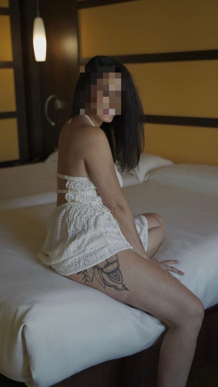 Besos con lengua ,francés natural y mucho mas
