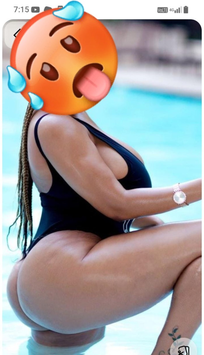 MORENAZA CON GRANDES CURVAS QUE TE CAUTIVARA …