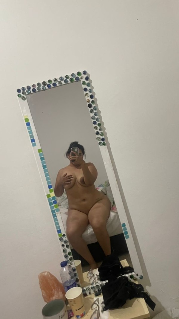 BARBARA, ENCANTADORA VENEZOLANA EN GRANADA CAPITAL