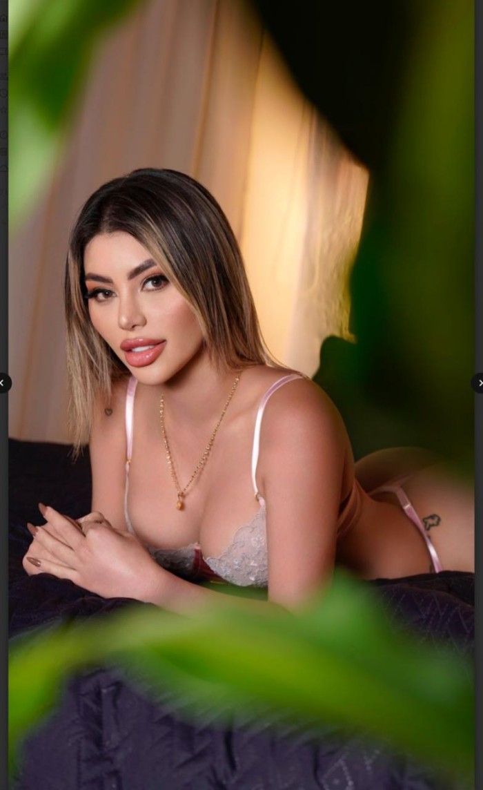 INCREÍBLE rubia DE LUJO recién llegada. DAME SEXO!