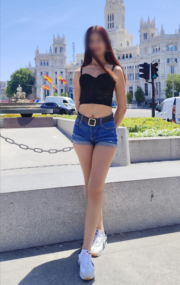 Soy tu chica ideal si buscas un buen masaje y un final de infarto.