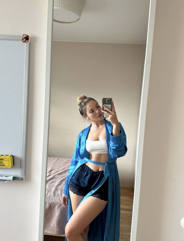 EMMA NUEVA CHICA UCRANIANA