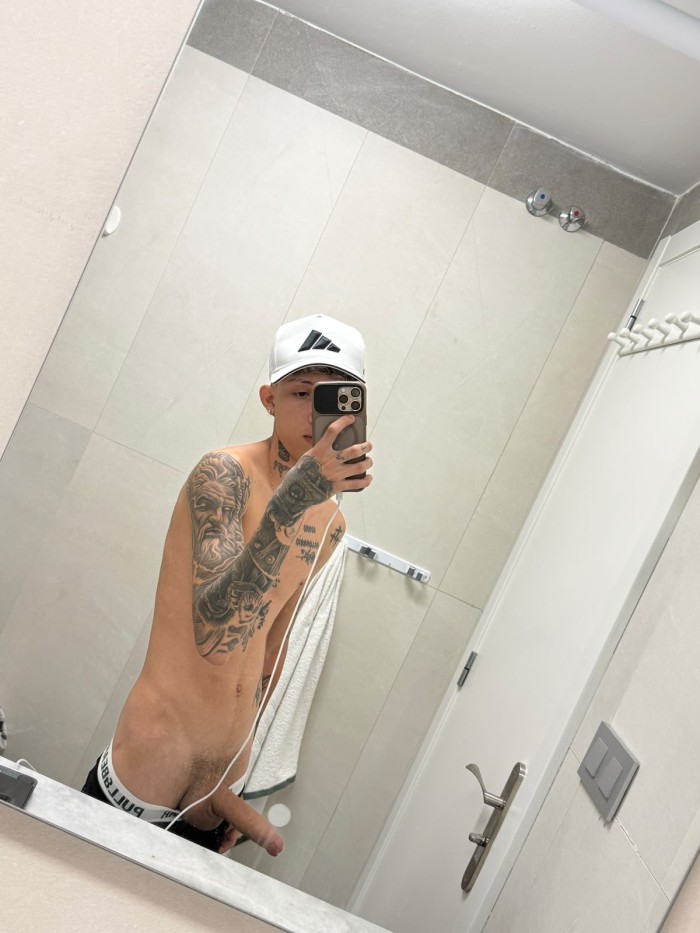 Cristian activo pollón 24h siempre dispuesto a to
