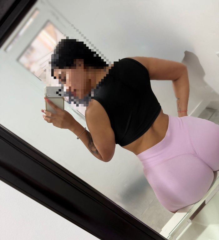 Colombiana de élite muy cachonda