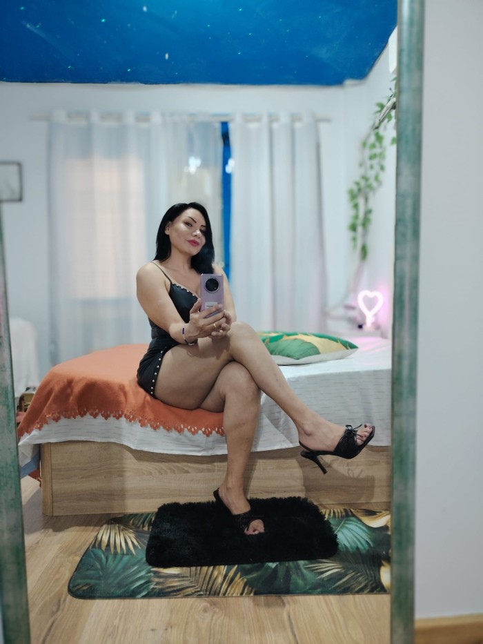 CLAUDIA, ARGENTINA MUY ARDIENTE