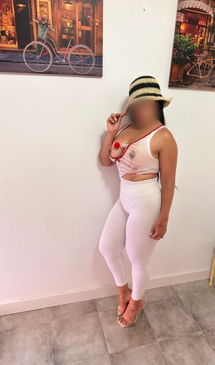 Chica colombiana 28 años fotos reales y actuales