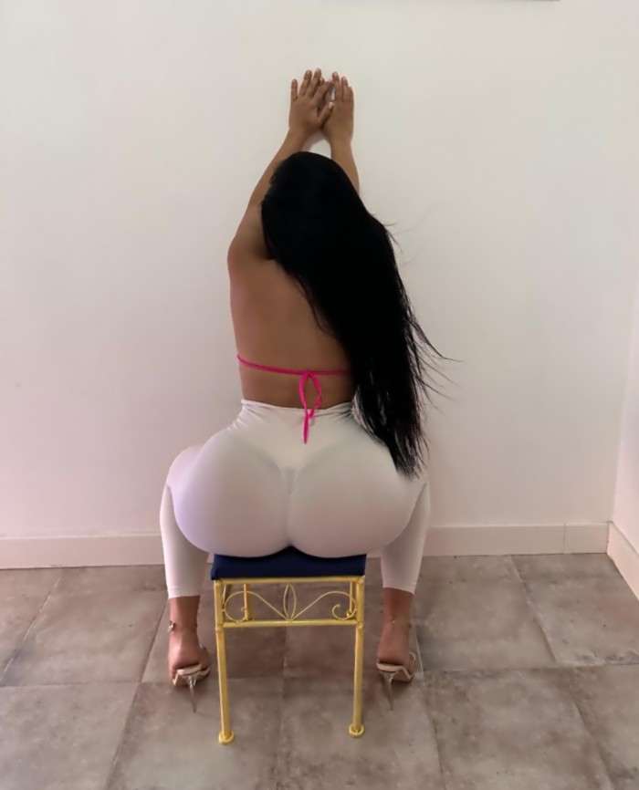 Chica colombiana 28 años fotos reales y actuales