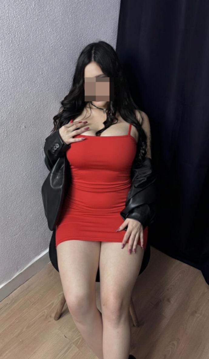 DIOSA DEL PLACER COMPLACIENTE A TOPE EN HUELVA